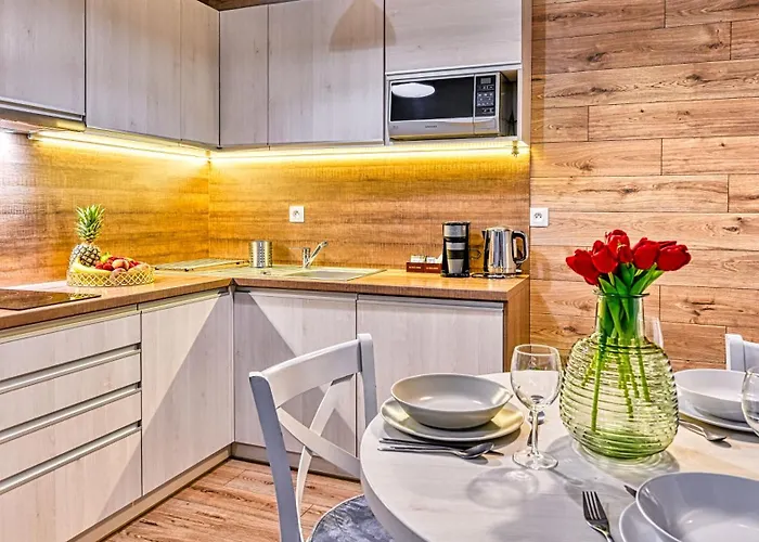 Bawaria Ii, Sun & Snow *